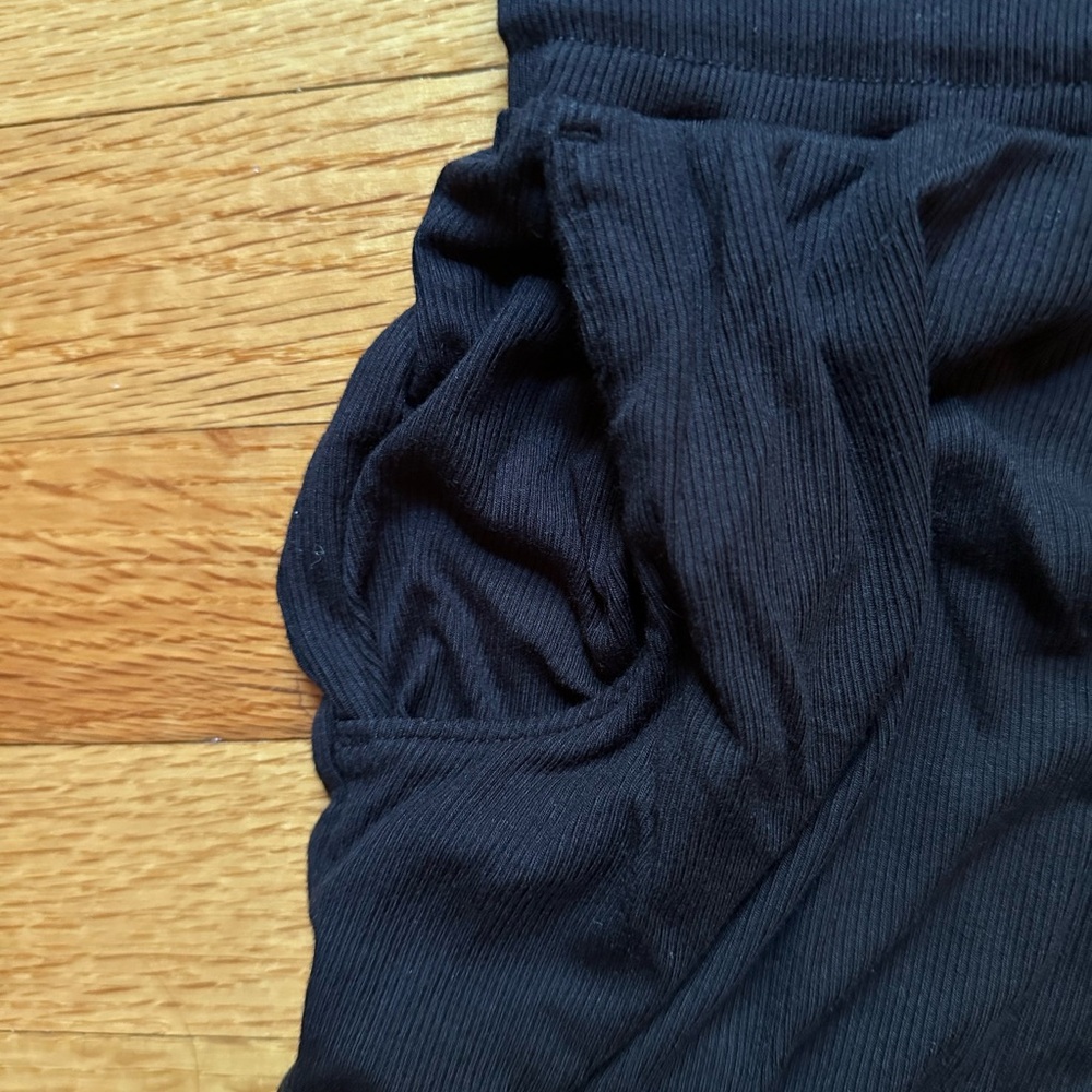 Vuori Black Tank Romper with Drawstring - Picture 4 of 5